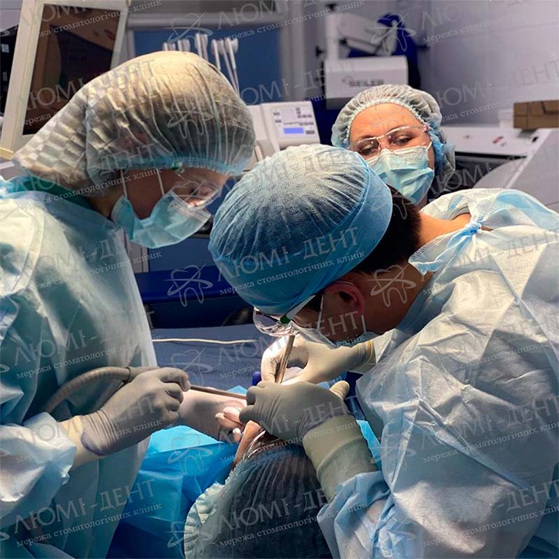 Процесс лечения зубов во сне Лечение зубов во сне фото Люми-Дент